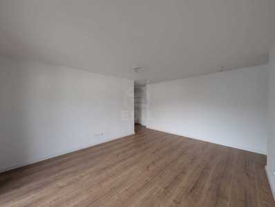 Bureau de louer 3 chambres, BICJ247486FLO-1